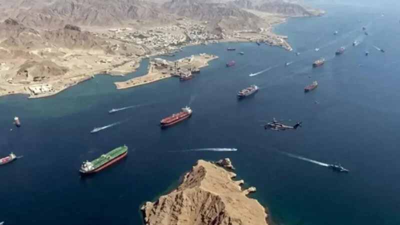 ABŞ İranın dəniz blokadasını yarmağa çalışan 10 gəmini geri qaytardığını açıqlayıb