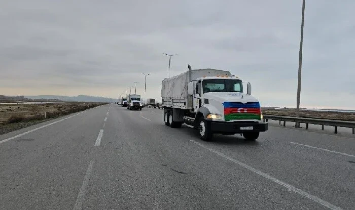 Prezidentin tapşırığı ilə İrana humanitar yardım yola salınır - FOTO