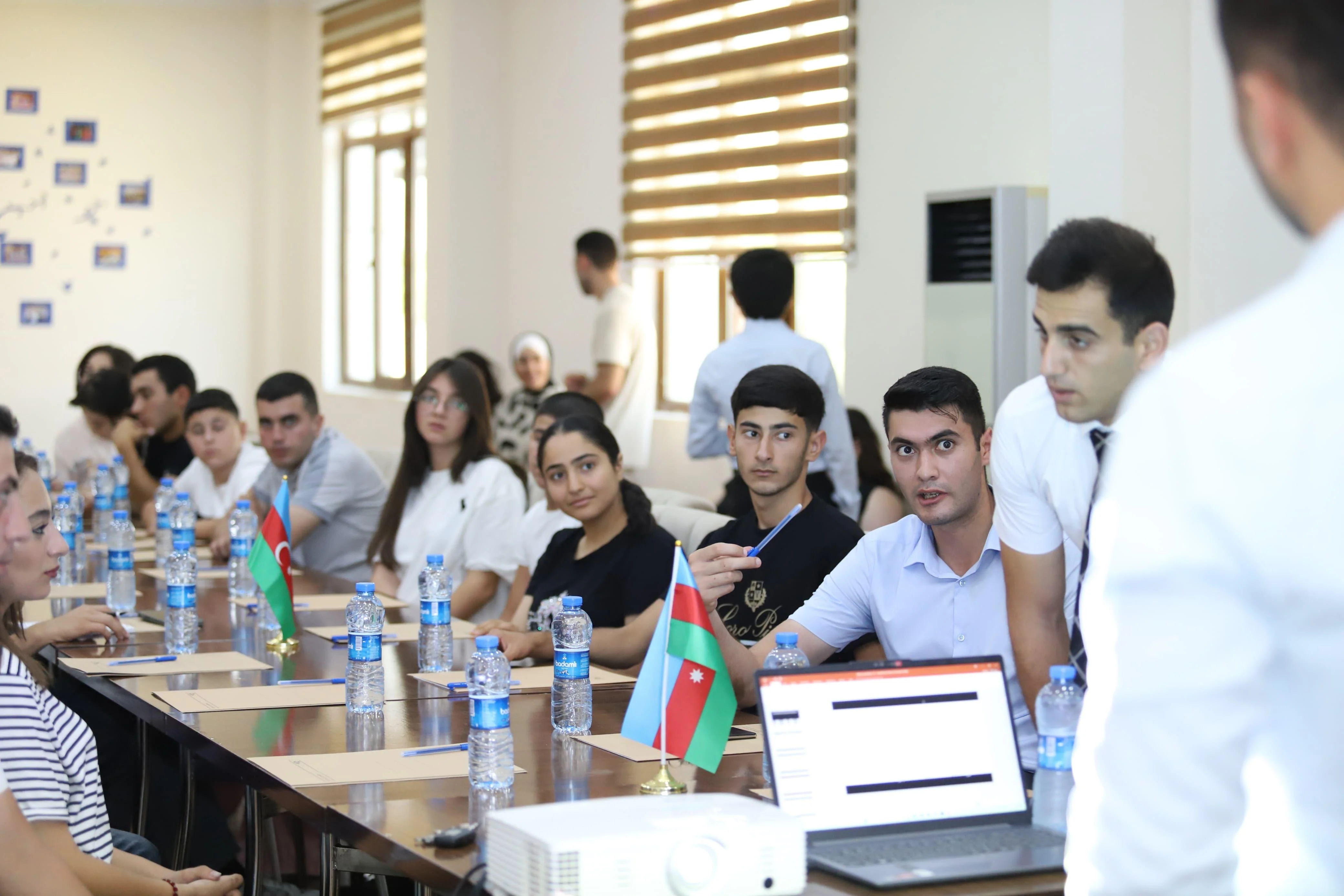  Füzuli və Beyləqan gəncləri üçün "Regionlarda hibrid təhdidlərə qarşı maarifləndirmə" təlimi təşkil olunub -FOTO 