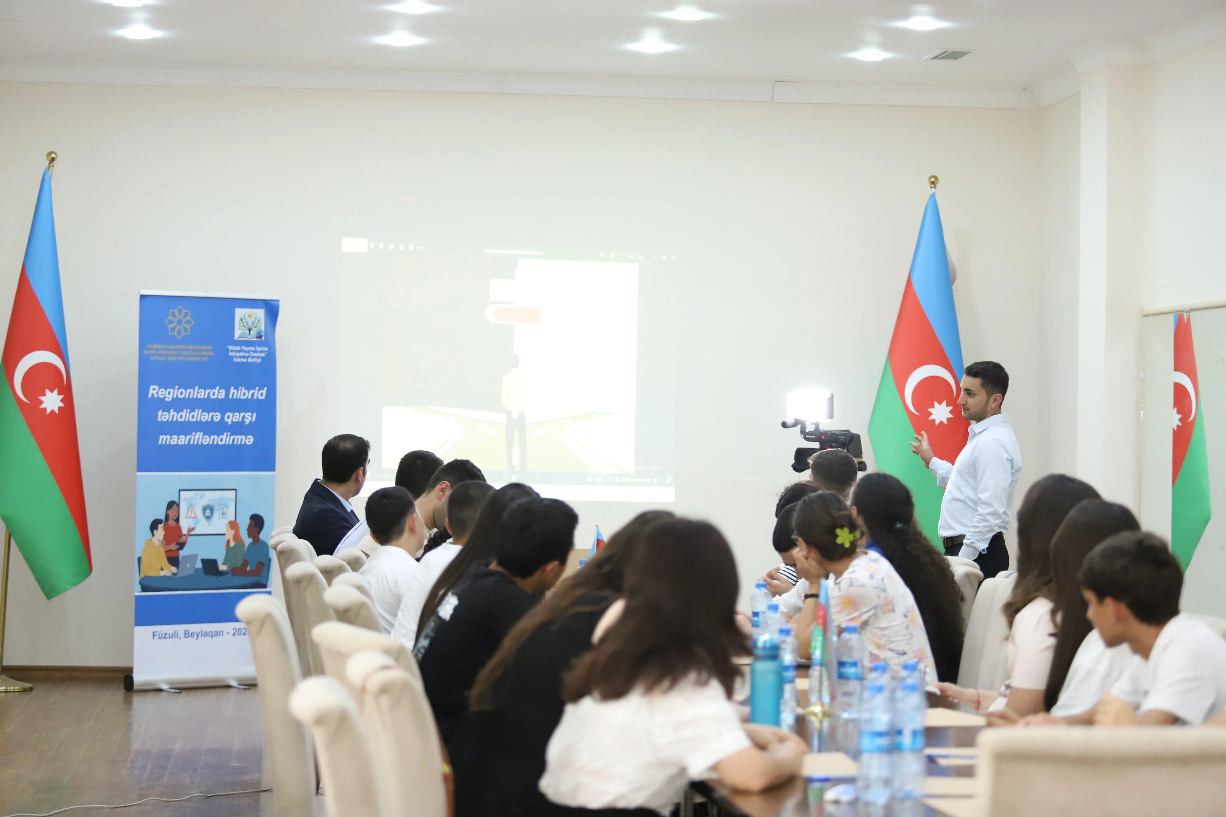  Füzuli və Beyləqan gəncləri üçün "Regionlarda hibrid təhdidlərə qarşı maarifləndirmə" təlimi təşkil olunub -FOTO 