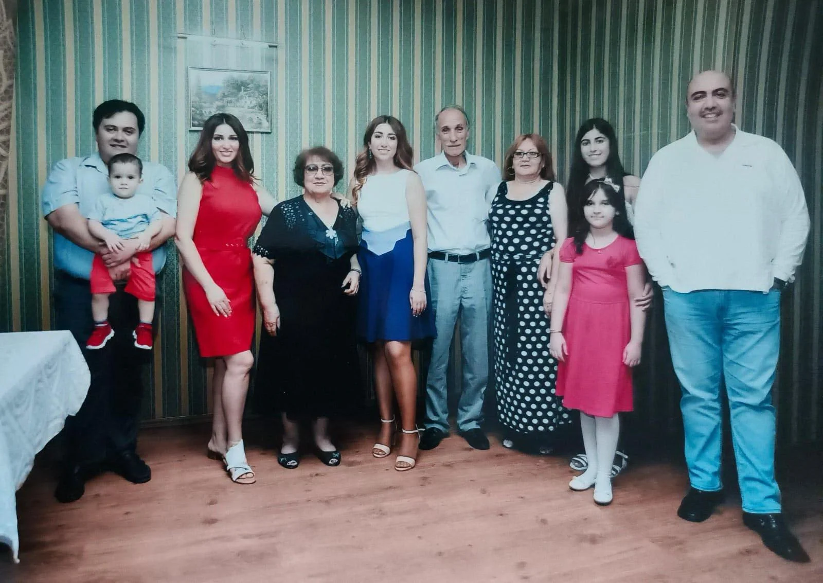 Xalq artisti Vidadi Əliyev: “İrəvandan Bakıya gələndə özümüzlə bir çöp də gətirmədik”