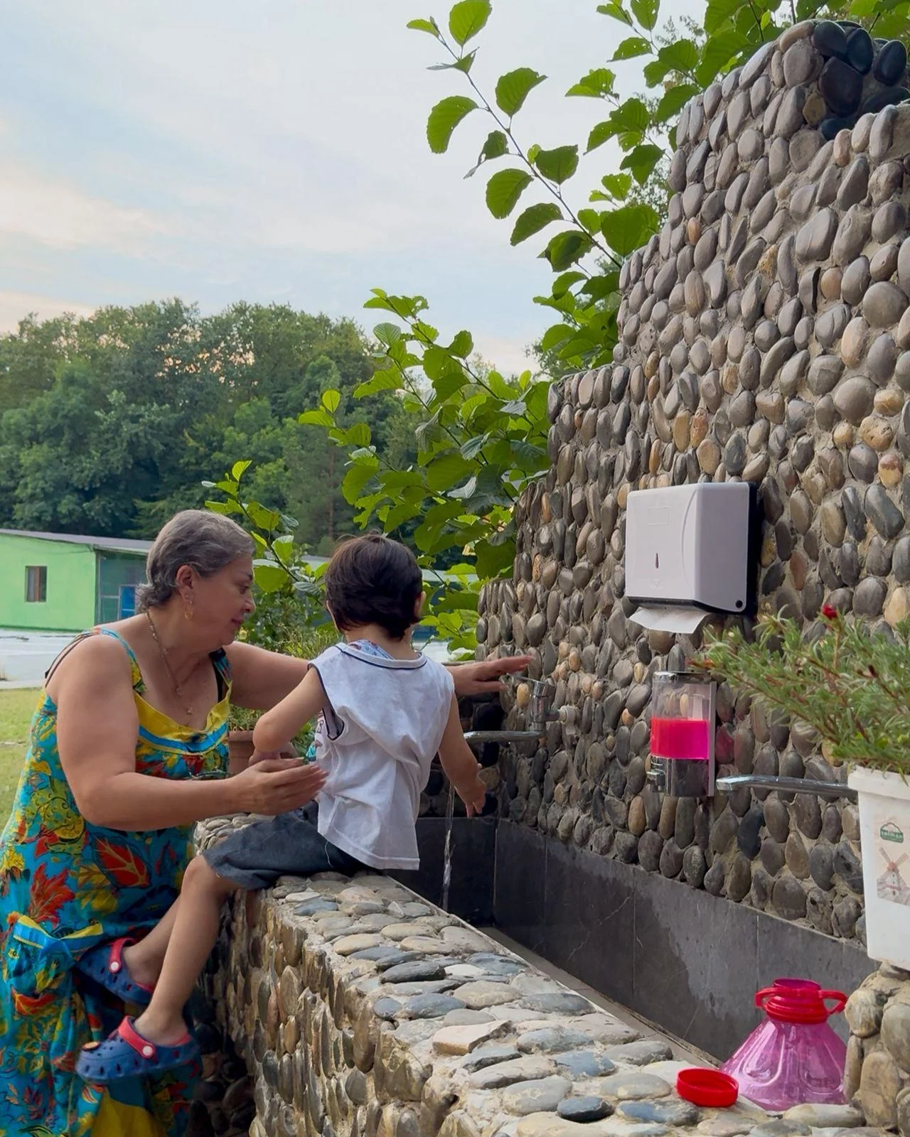 Cənnəti bu dünyada yaşayan qadın!