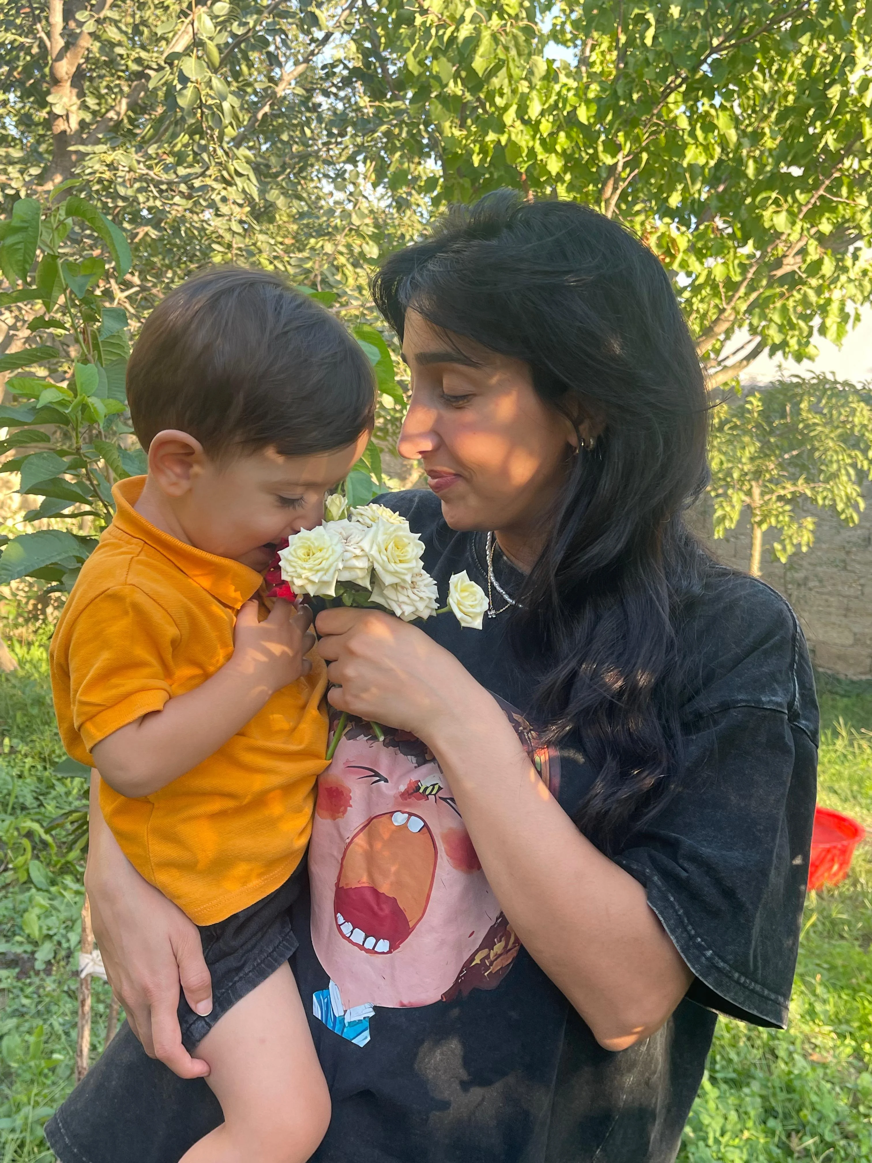 "Çiçək qadın": Nə qədər ki, ömrüm var, güllərin ömrünü uzadacam -REPORTAJ