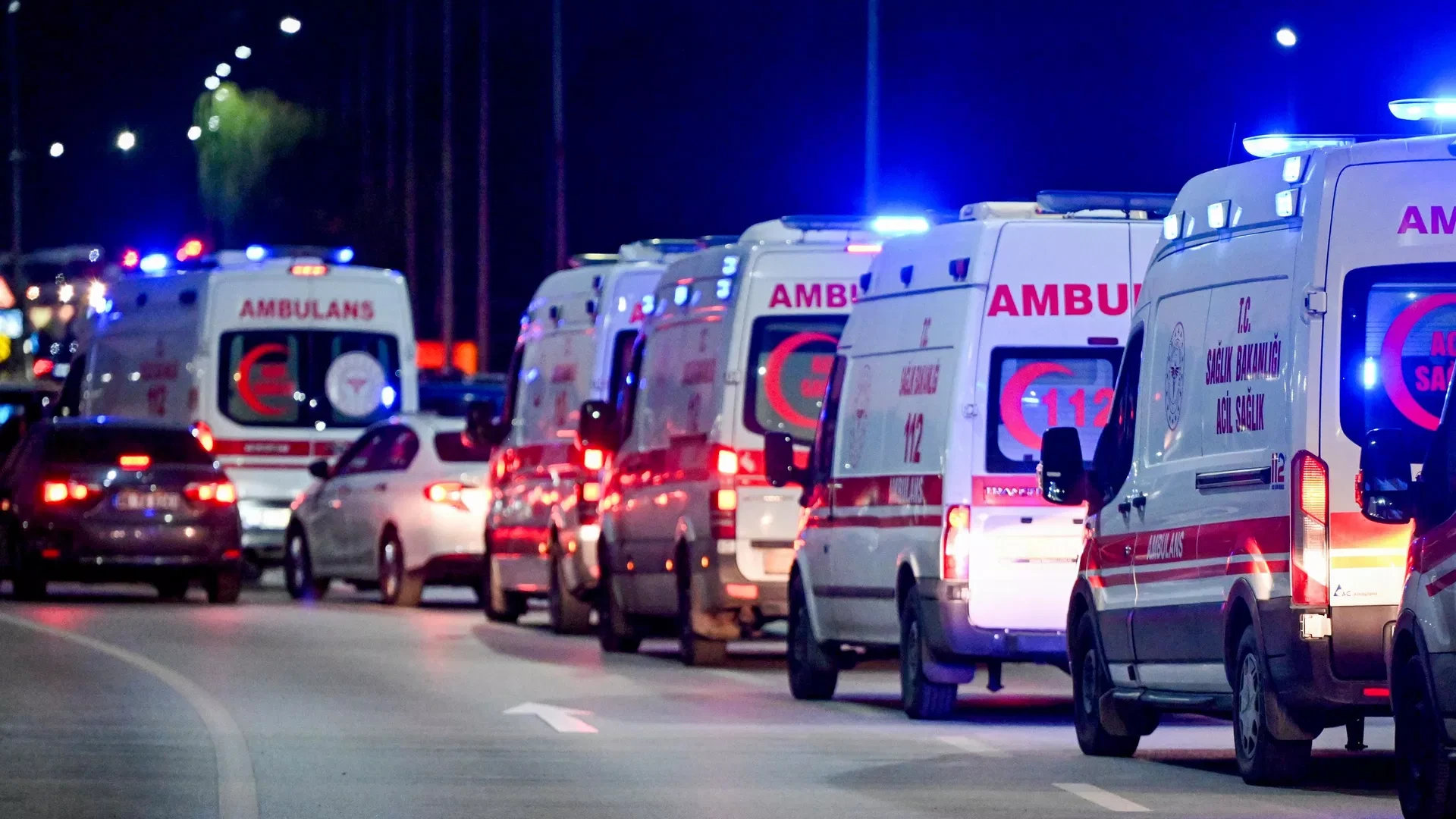 Türkiyədə mərasimdə 400-ə yaxın insan zəhərlənib