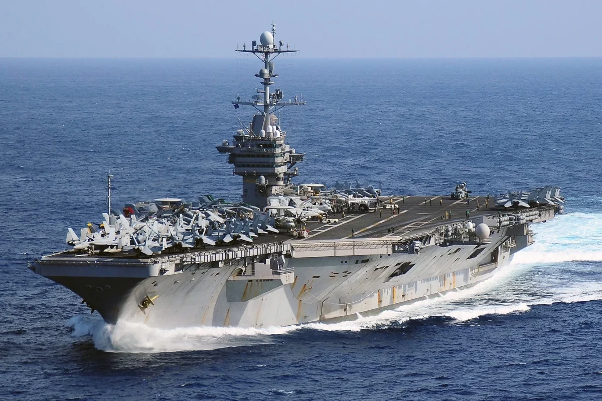 KİV: ABŞ “George Washington” aviadaşıyıcısını Yaxın Şərqə göndərəcək