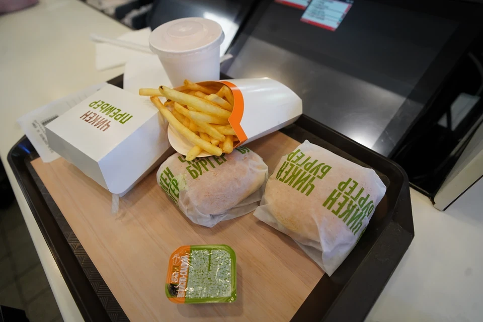 Rusiyada 20 məşhur burger şəbəkəsi yoxlanıldı: bakteriyası aşkarlandı