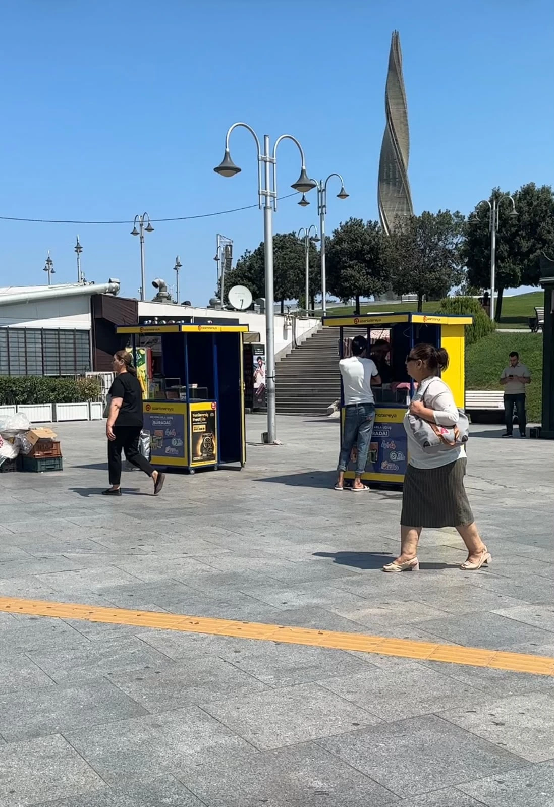 “Poz-Qazan”la pozulan cəmiyyət : Əyləncə, yoxsa cəmiyyət üçün təhlükəli siqnal?