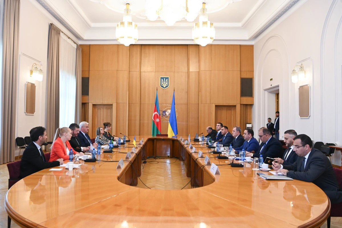 Kiyevdə Azərbaycan və Ukrayna xarici işlər nazirlərinin görüşü olub - YENİLƏNİB