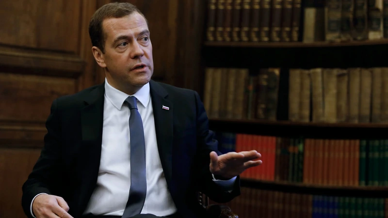 Medvedev: Finlandiya Prezidenti axmaq və çirkindir, xarici işlər naziri olanda da belə idi