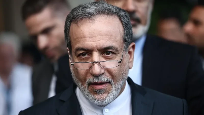 Əraqçi: Hörmüz boğazı ilə bağlı İran-Oman danışıqları yekun mərhələsinə yaxınlaşıb