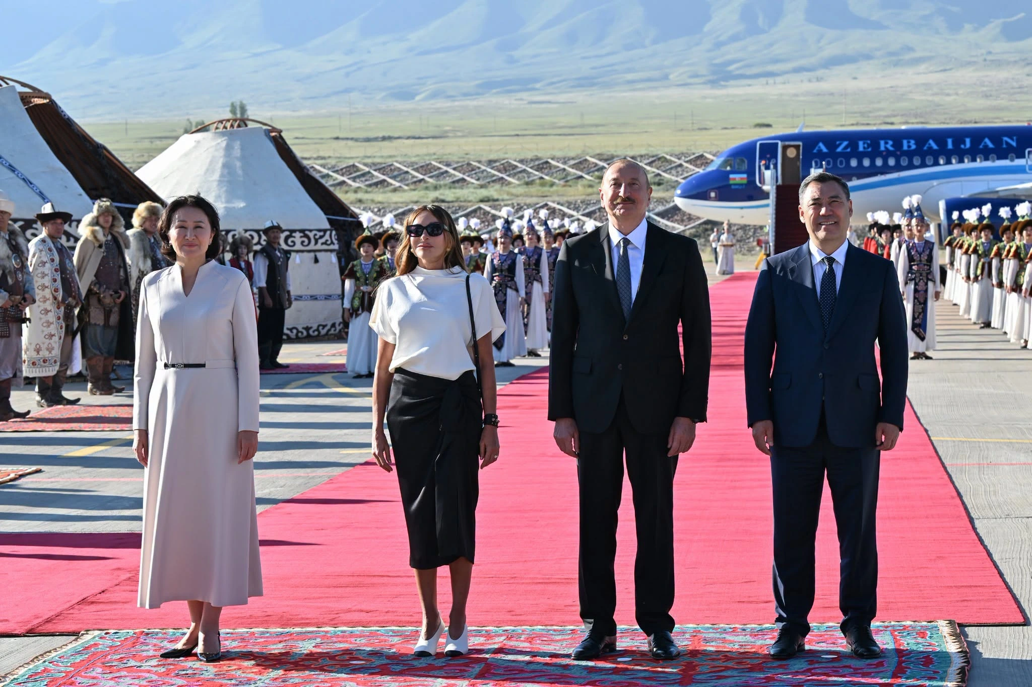 "Türklərin sarsılmaz birliyi dünyaya göstərildi" - ŞƏRH