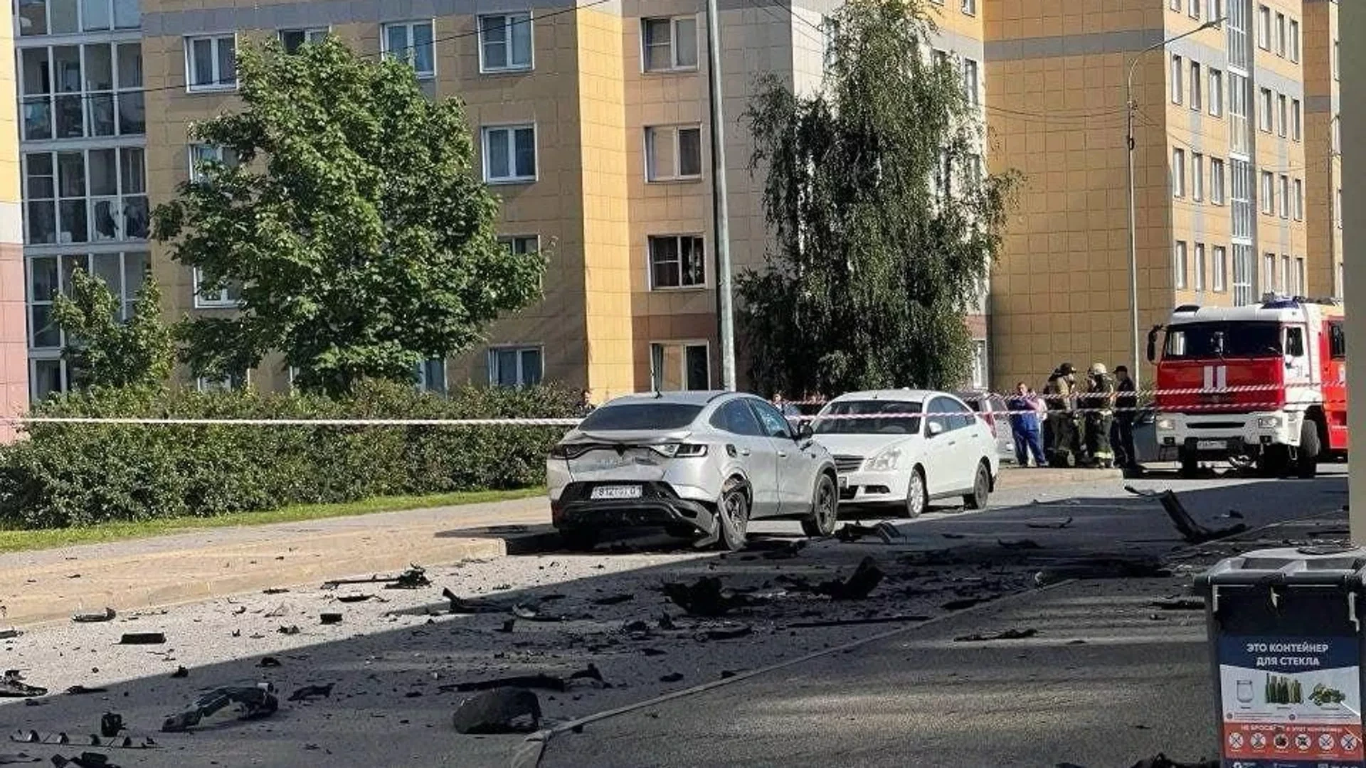 Sankt-Peterburqda avtomobil partladı: hərbçi öldü, həyat yoldaşı yaralandı