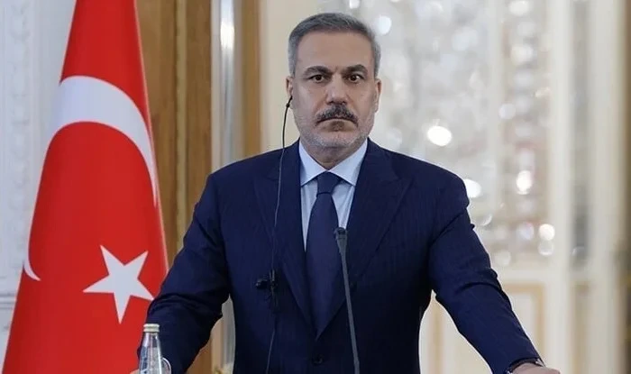Fidan misirli və qətərli həmkarı ilə danışdı