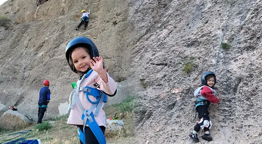 Cəmi 3 yaşındadır dağ, təpə demədən dırmaşır