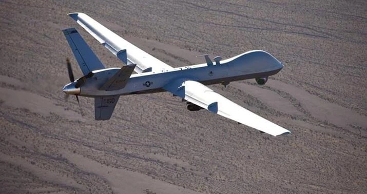 "Əl-Ərəbiyyə": Husilər Mokha limanına raketlər və onlarla dronla hücum ediblər