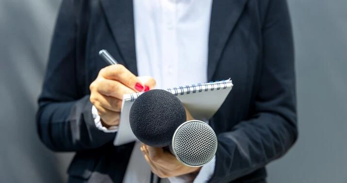 Rusiyada bir neçə jurnalistin adı xarici agent siyahısına salınıb
