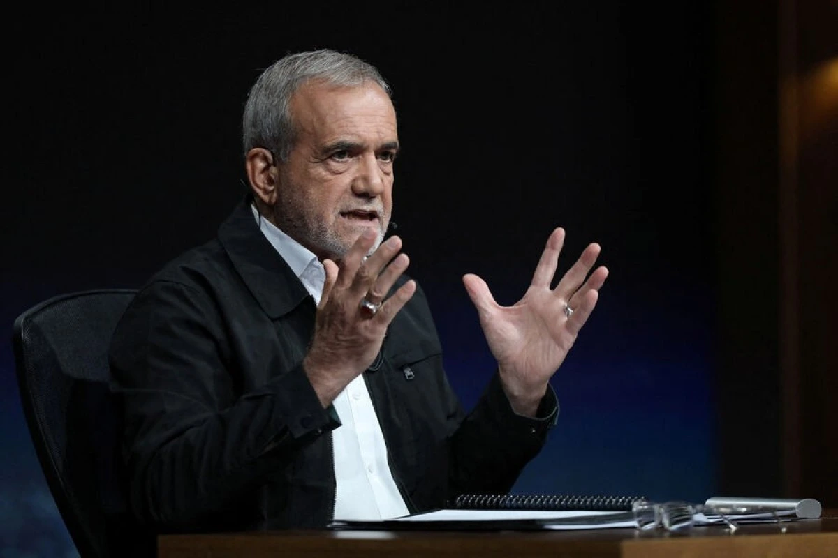 Pezeşkian: ABŞ öhdəliklərinə qayıtsa, İran Hörmüz boğazını açacaq