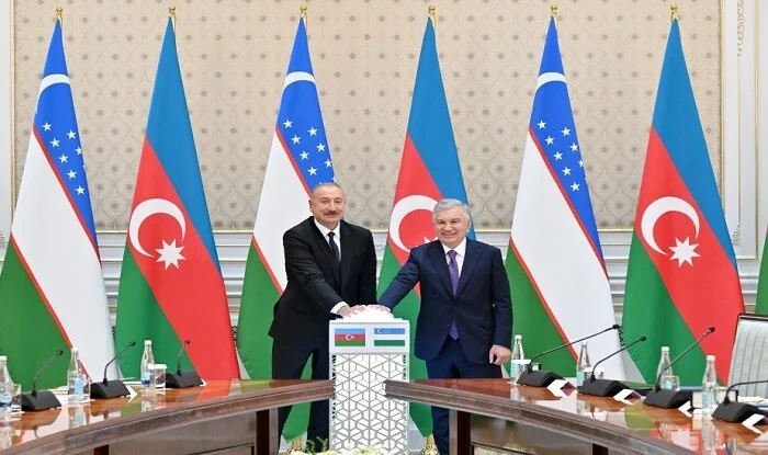 Prezidentlər mətbuata bəyanatla çıxış etdilər