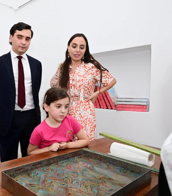 Leyla Əliyeva ilk Buxara Biennalesinin əsərləri ilə tanış olub - FOTO