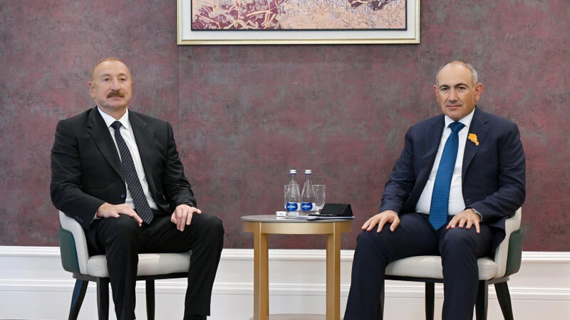 İlham Əliyevin sosial media hesablarında Nikol Paşinyanla görüşünə dair paylaşım etdi