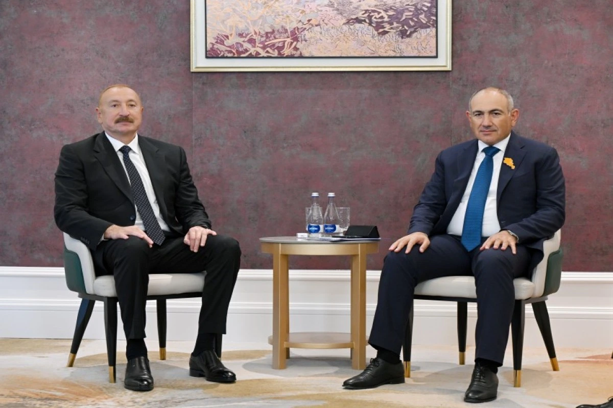 Bişkekdə Prezident İlham Əliyevlə Nikol Paşinyan arasında görüş keçirilib - FOTO - VİDEO - YENİLƏNİB-2