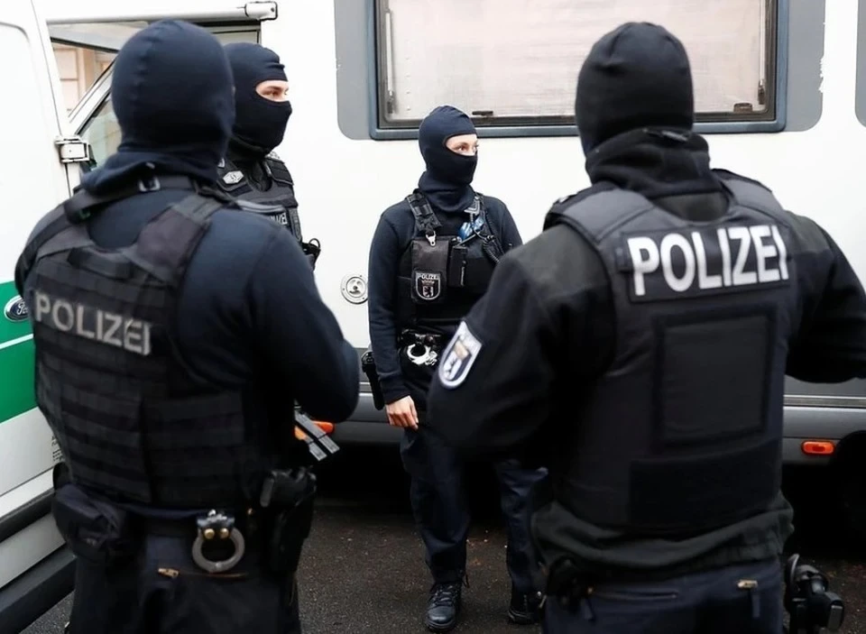 Almaniyada 15 yaşlı yeniyetmə Ukrayna ordusunda xidmət etmiş atasını öldürüb