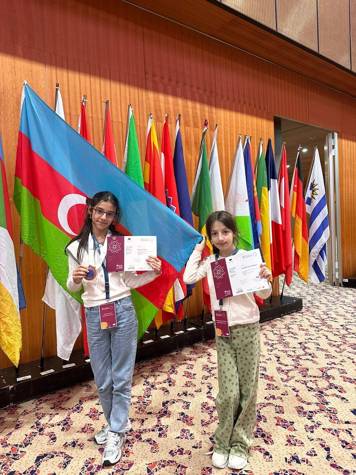 Azərbaycanlı şagirdlər Qətərdə keçirilən Dünya Riyaziyyat çempionatında 12 bürünc, 2 gümüş, 1 qızıl medal qazanıb