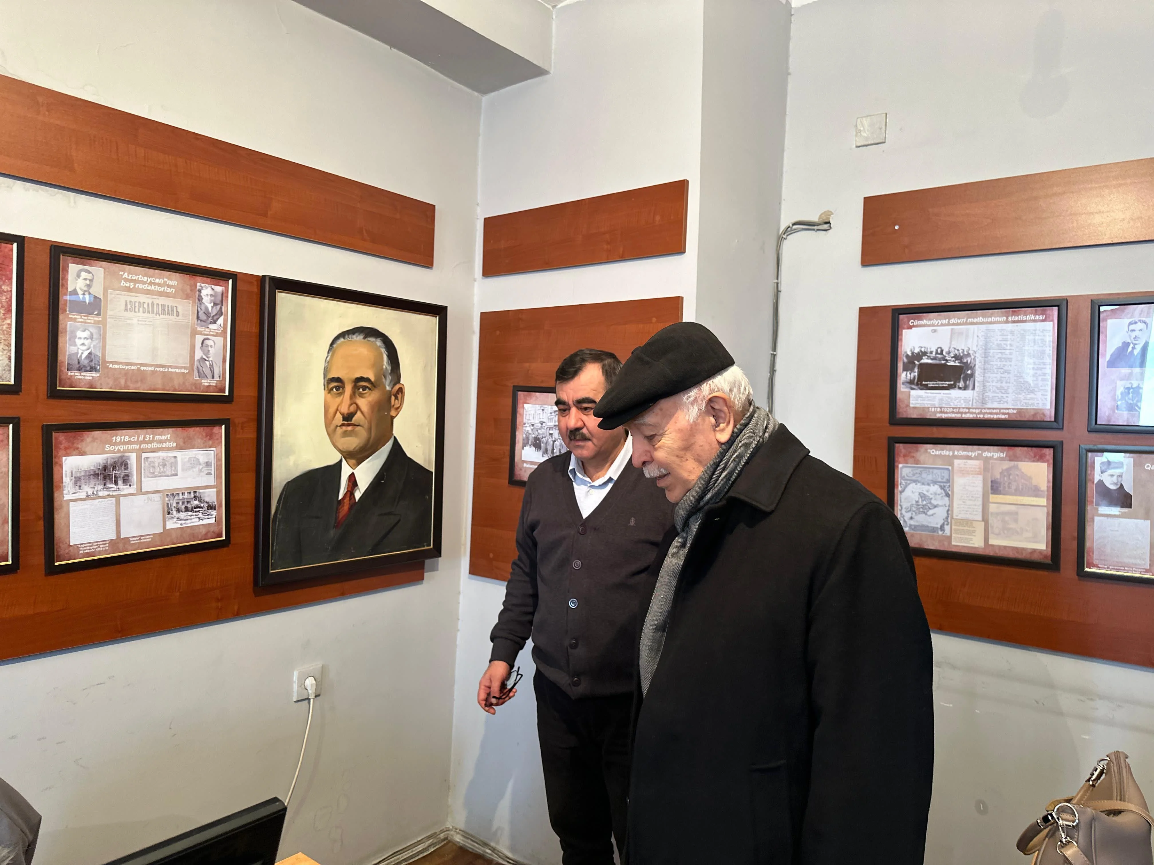 Türkiyənin tanınmış araşdırmaçı-alimləri "Şərq"i ziyarət ediblər - FOTO