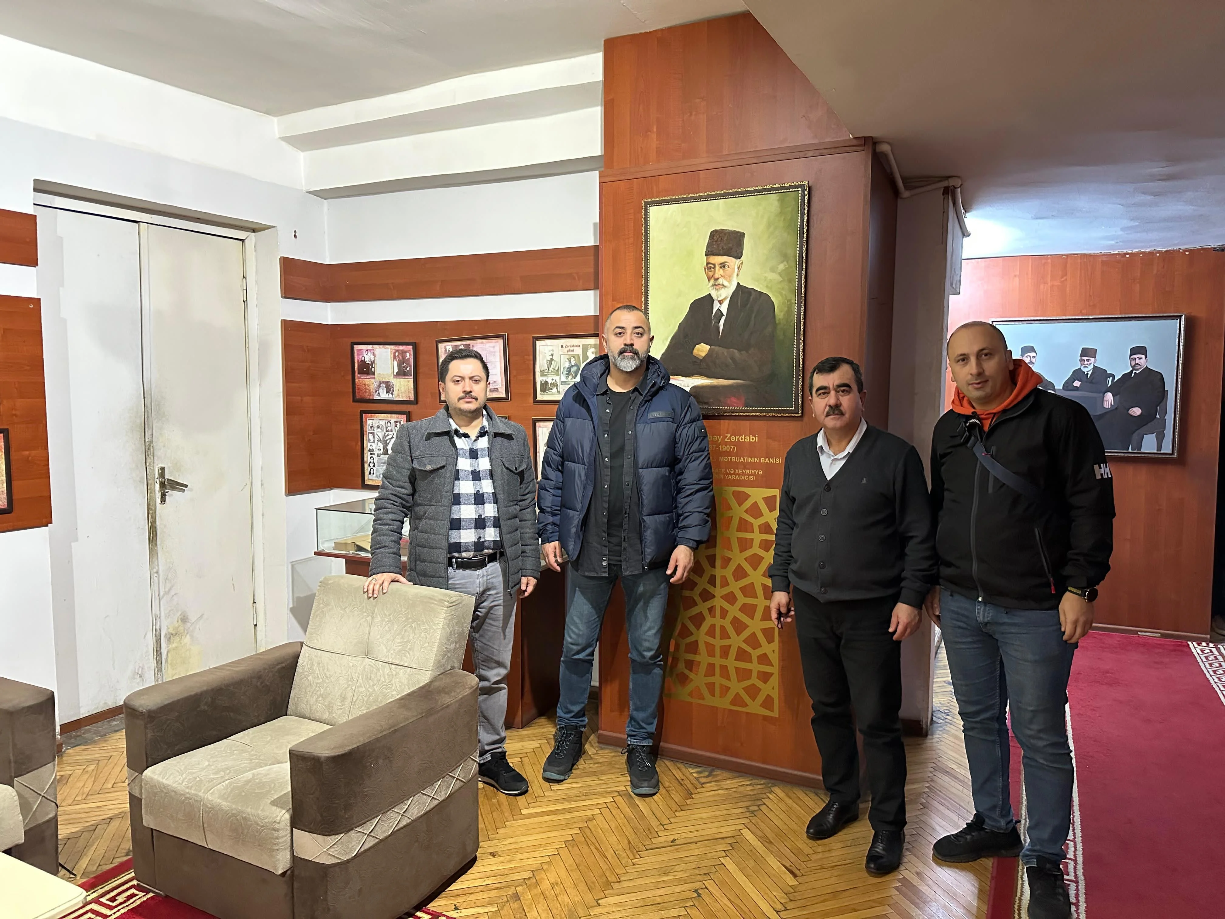 Türkiyənin tanınmış araşdırmaçı-alimləri "Şərq"i ziyarət ediblər - FOTO