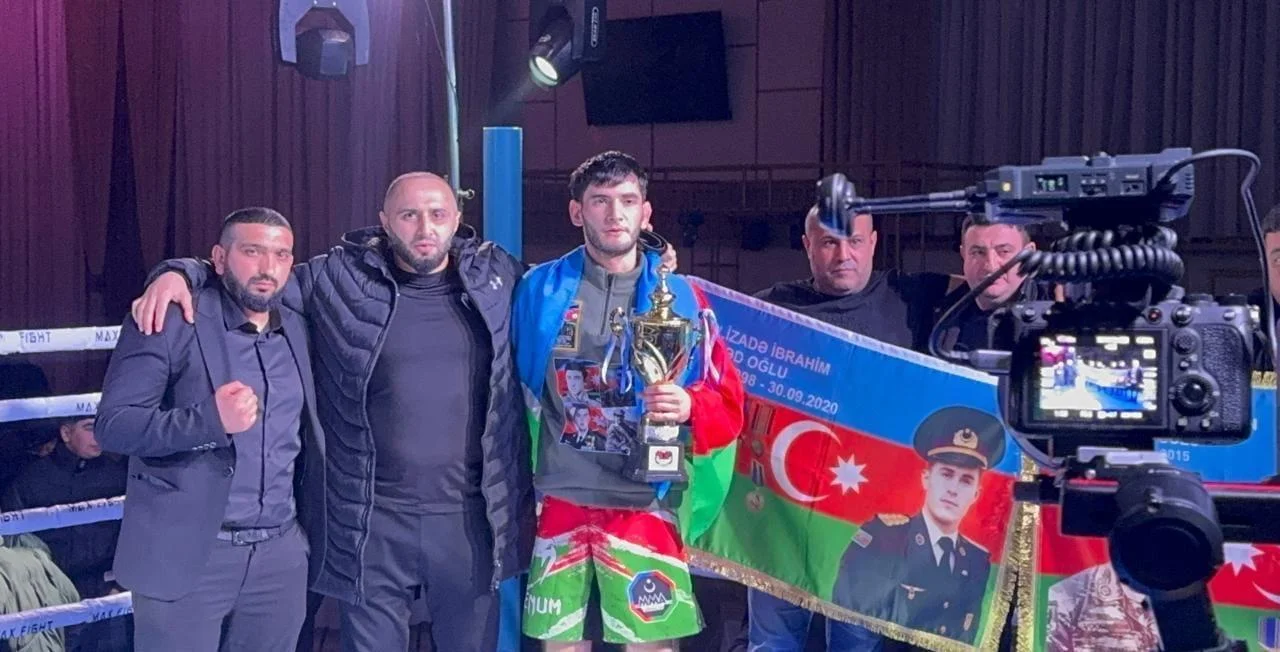 İdmançımız qələbəsini şəhidlərimizə həsr etdi -FOTO