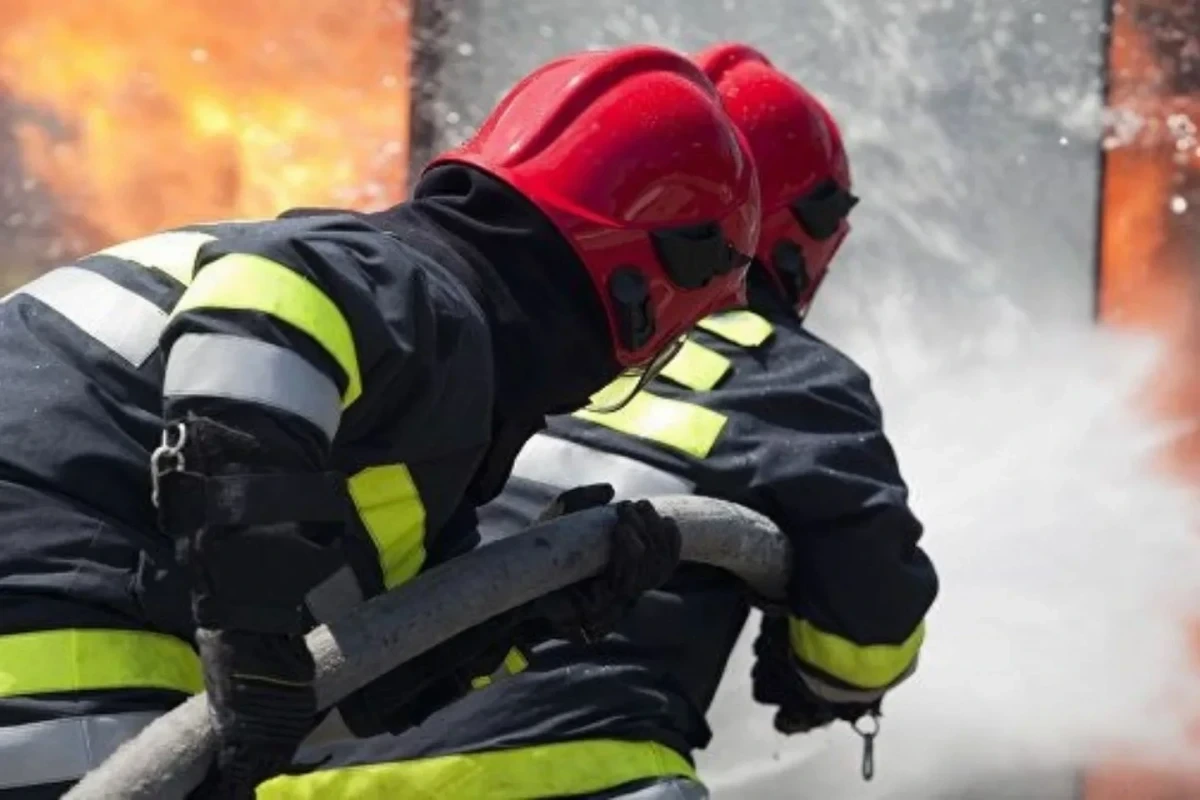 Balakəndə orta məktəb binasında yanğın olub