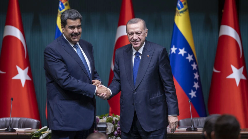 Prezident Ərdoğan Maduro ilə danışdı