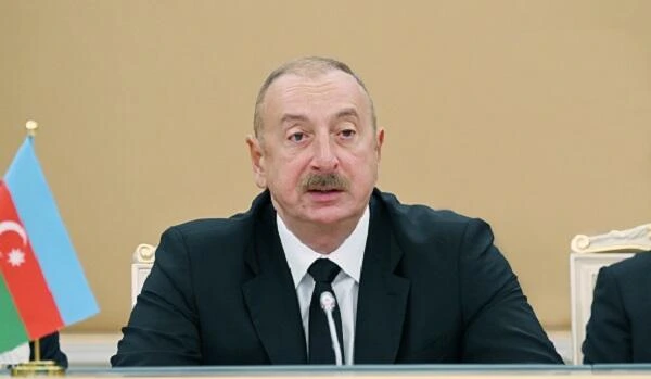 Liderlər İlham Əliyevi təbrik edir