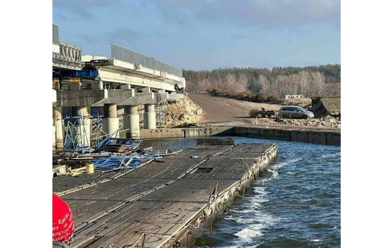 Rusiya Ukraynada Peçenej su anbarının bəndinə zərbə endirib