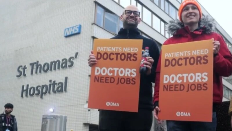 Britaniyada həkimlər beş günlük tətilə başladılar