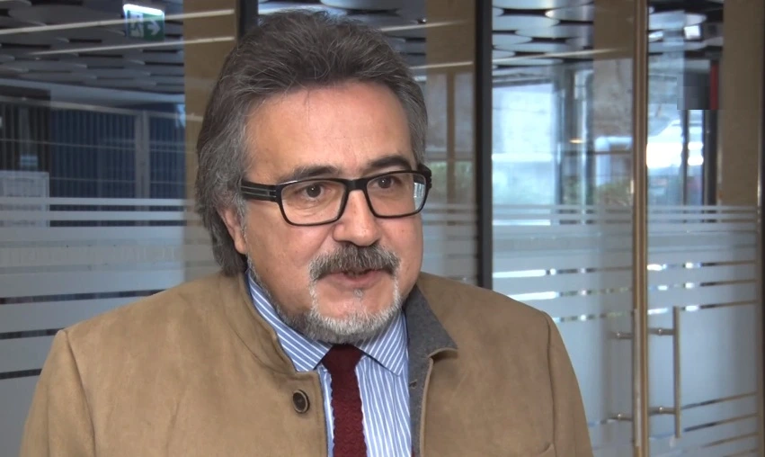 Yaşar Onay: “Suriya xəritəsi yenidən cızılır -tərəflər mövqelərini sərtləşdirir”