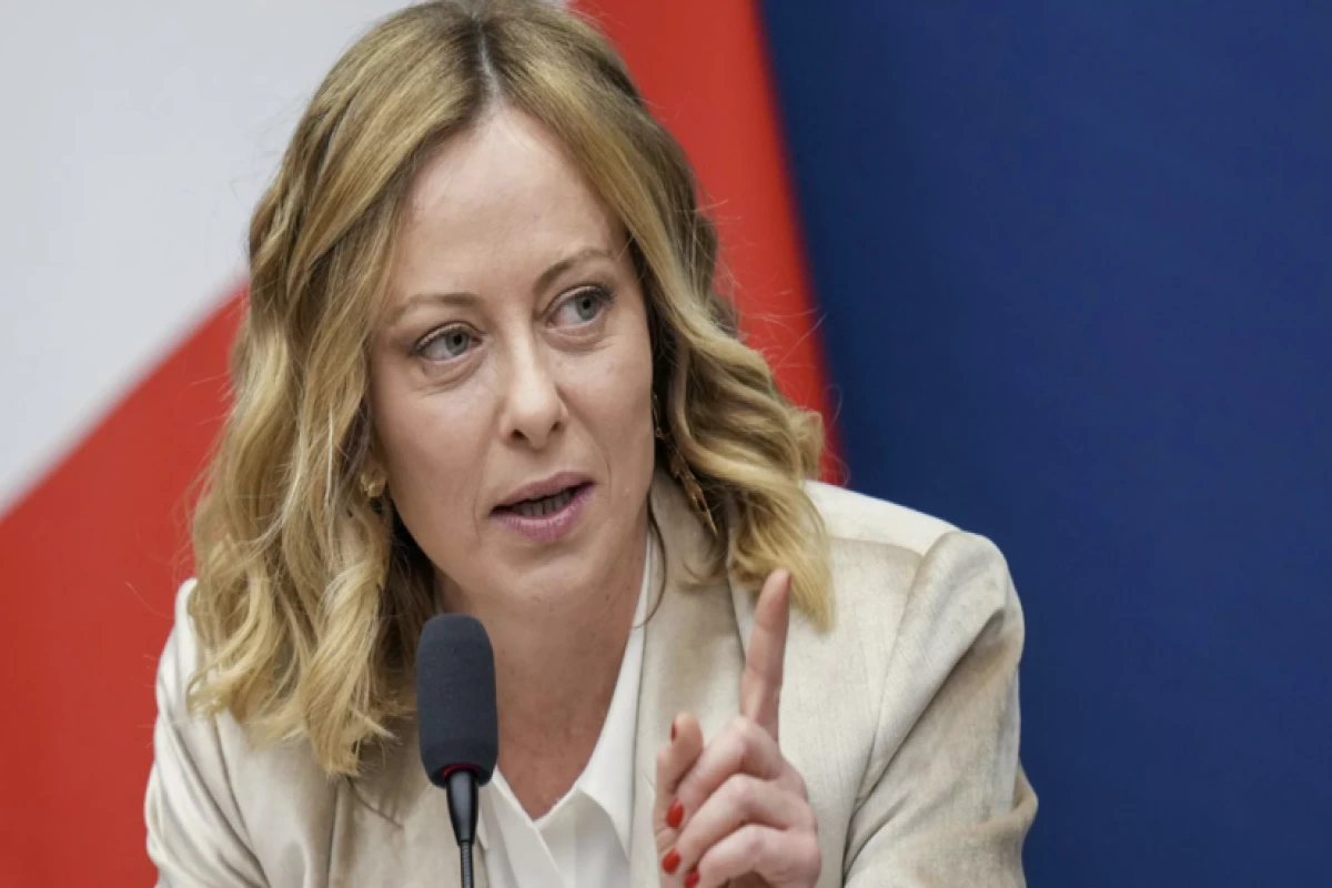 Meloni: Aİ Rusiyanın digər ölkələrdəki aktivlərinə diqqət yetirə bilər