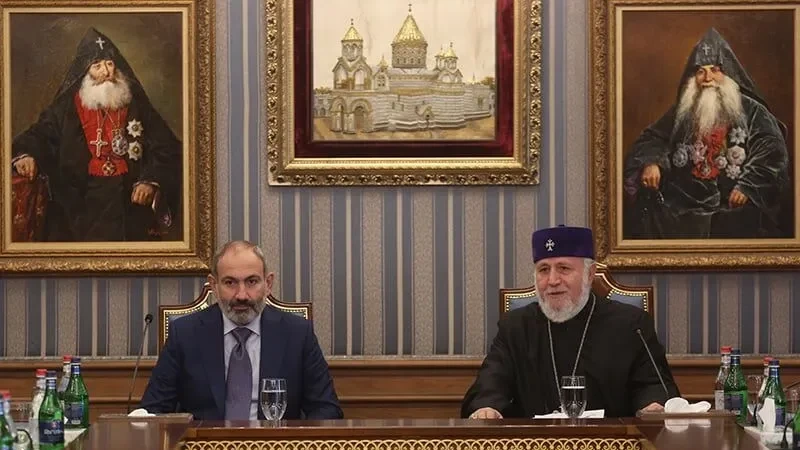 Paşinyanın II Qareginlə bağlı planında dəyişiklik edildi