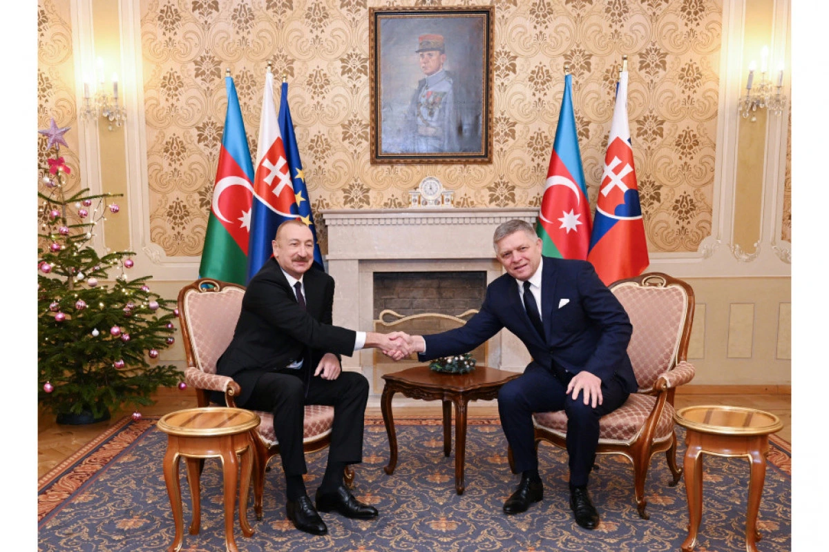 İlham Əliyevin Slovakiyanın Baş naziri ilə təkbətək görüşü olub - YENİLƏNİB