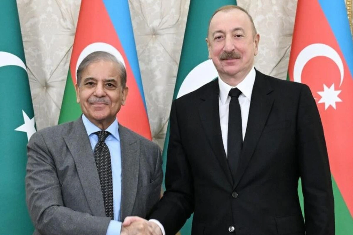 Şahbaz Şərif İlham Əliyevi təbrik edib