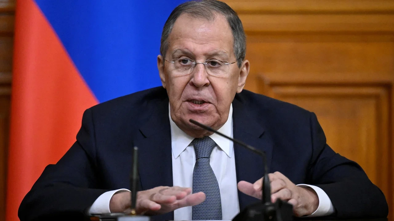 Lavrov: Avropanın əsas məqsədi Kiyevi qorumaqdır