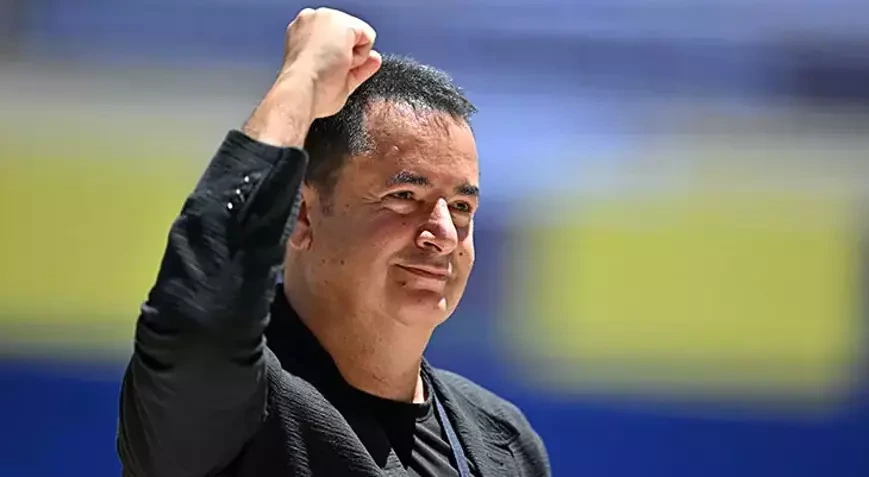 Acun Ilıcalı: “Məni izləyin, əsl çılğın adamı görəcəksiz”