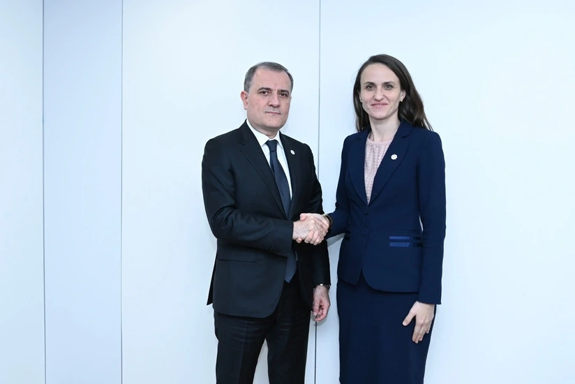 Azərbaycanın XİN başçısı Vyanada rumıniyalı həmkarı ilə görüşüb