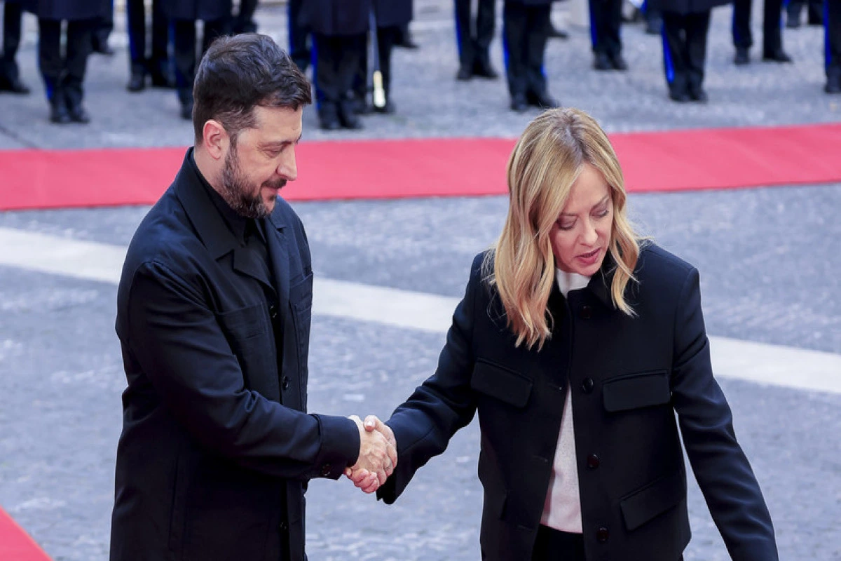 Meloni Zelenskini “ağrılı güzəştlərə” hazır olmağa çağırıb - KİV