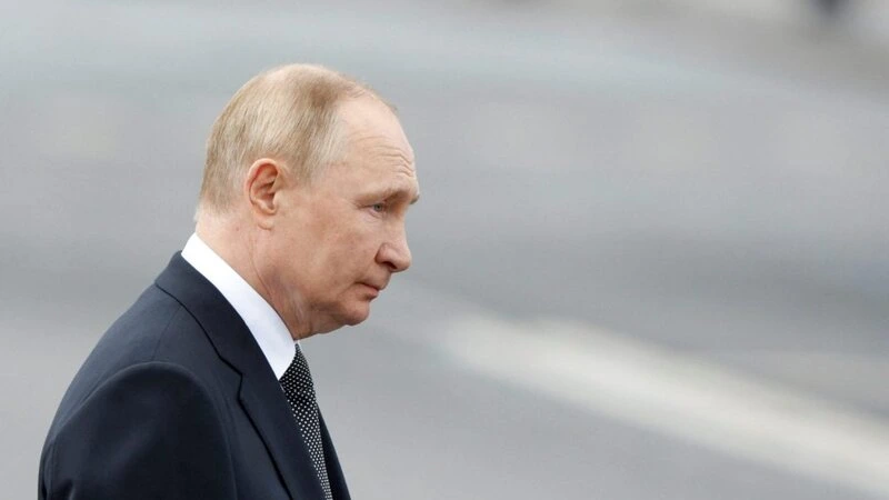 Putin alimləri səfərbər etdi: 150 il yaşamaq istəyir