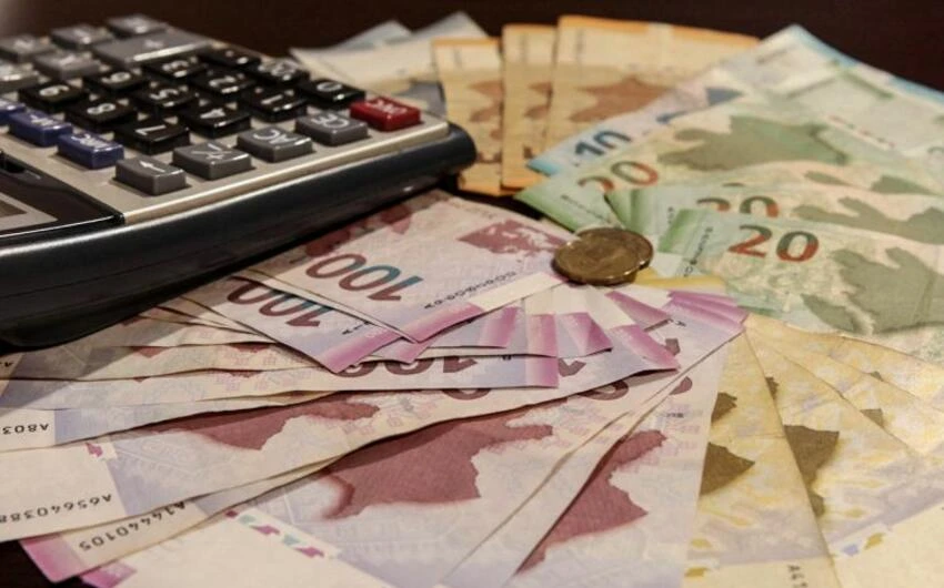 Lirə manata qarşı 17,3% ucuzlaşıb, avro10,4 % artıb