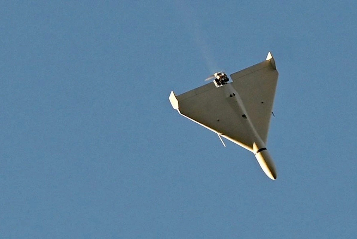 İran "gözəgörünməz" dronunu təqdim edib