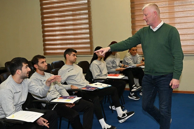 Azərbaycanlı hakimlər üçün təlim-tədris proqramı keçirilir