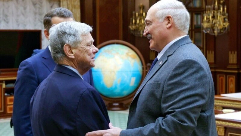 Lukaşenko Trampın xüsusi nümayəndəsi ilə görüşüb