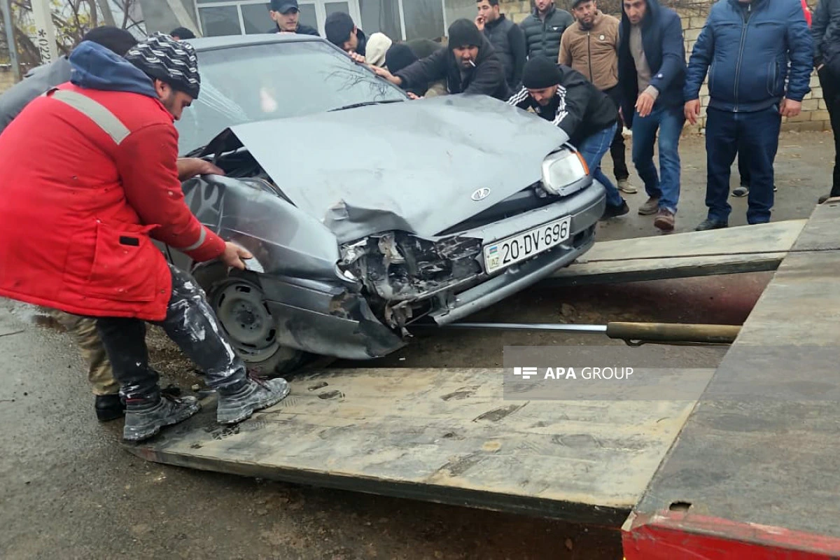 Goranboyda yol qəzasında 3 nəfər xəsarət alıb